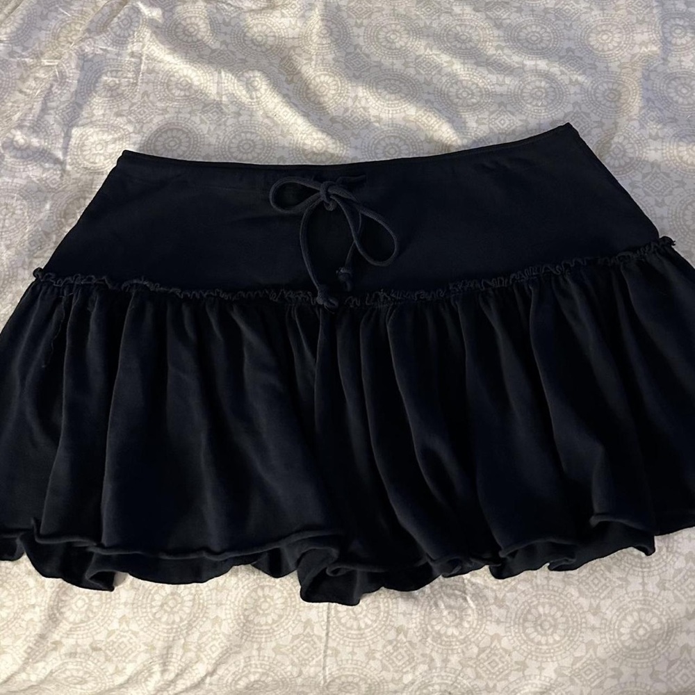 Brandy Melville Navy Ruffle Mini Skirt